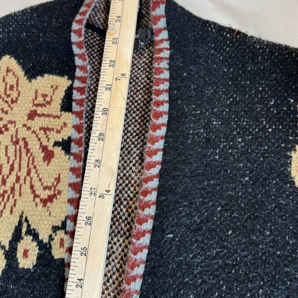 Oversized Floral Intarsia Cardigan - Picture 2 of 6